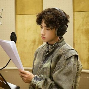 国产精品凹凸777777
